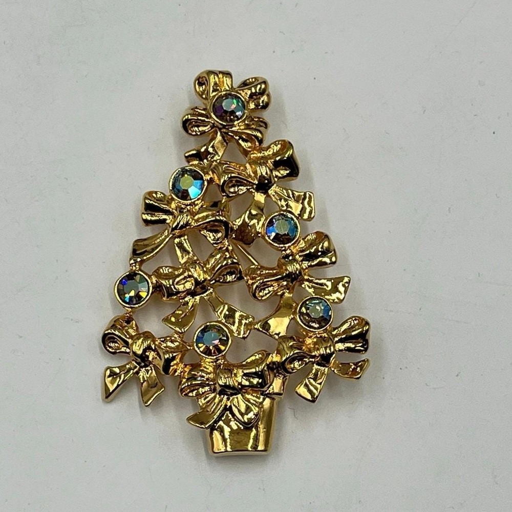 Avon Vintage Christmas Tree Gold Tone AB Rhinestone Bows 1992 Holiday Brooch